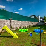 Villa Artsi