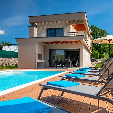 Artsi * Svetvinčenat