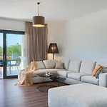 Villa Artsi