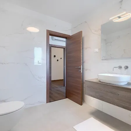 Artsi * Svetvinčenat